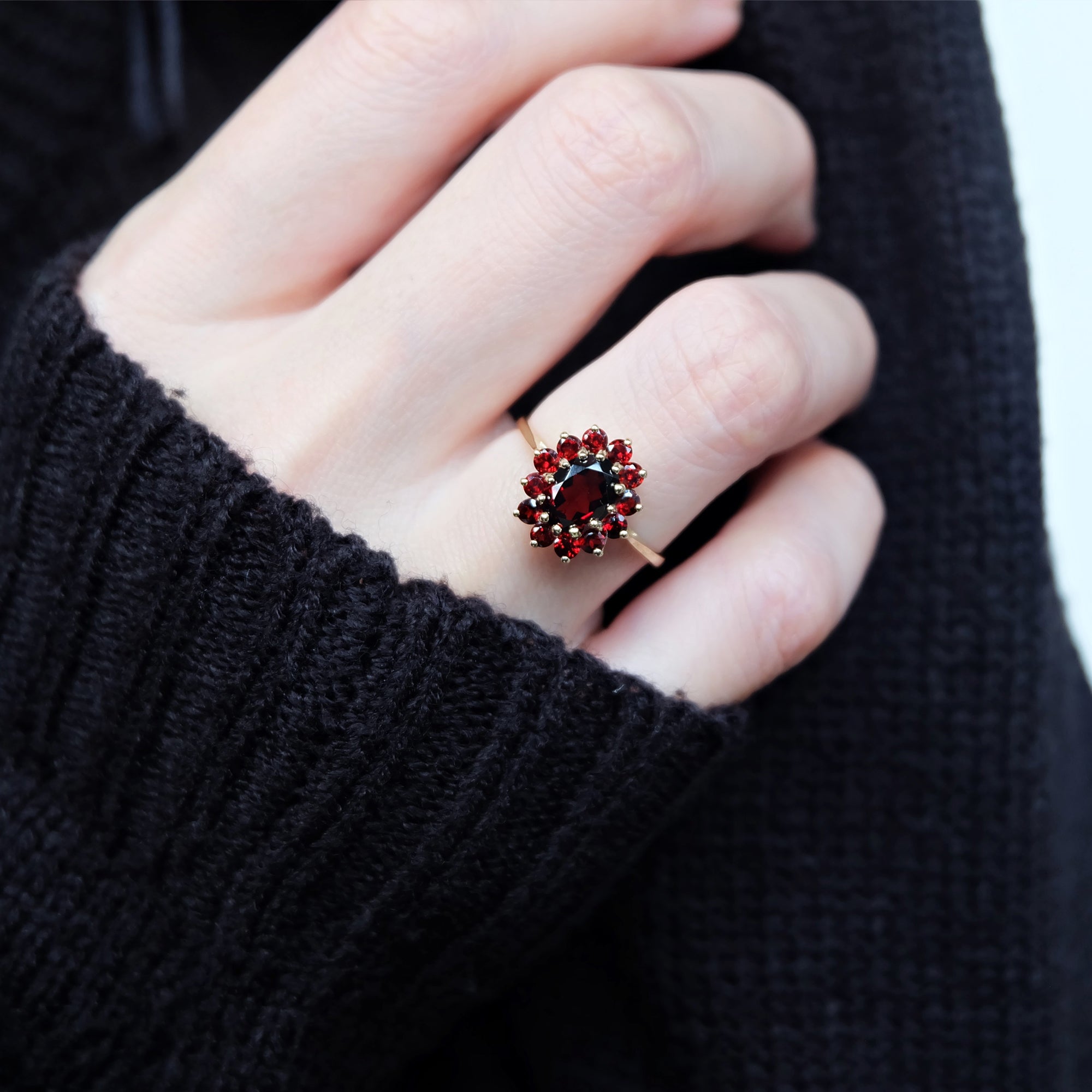 Garnet Ring Vasilia