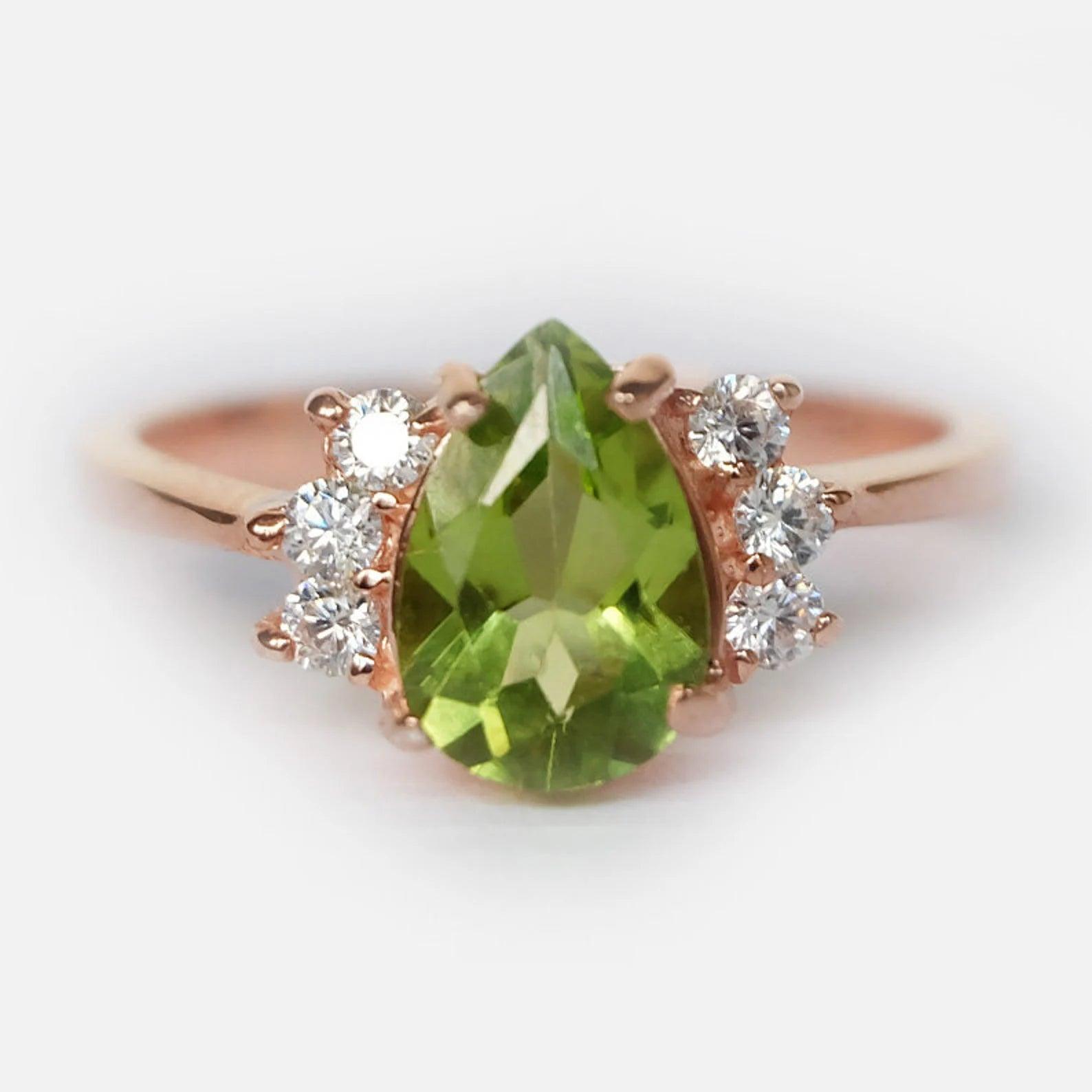 Peridot Diamond Ring Leia - SOVATS