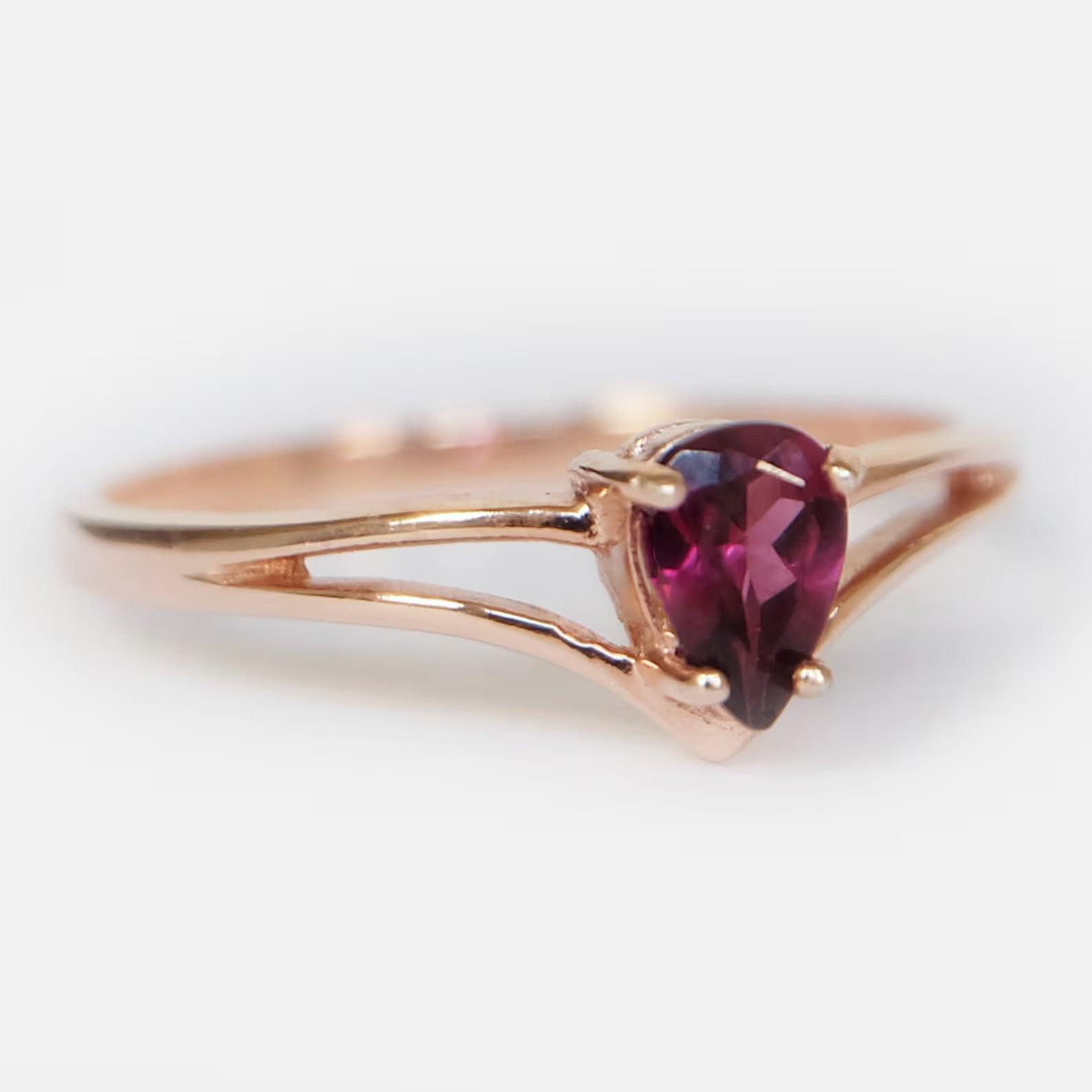 Rhodolite Ring Niobe - SOVATS