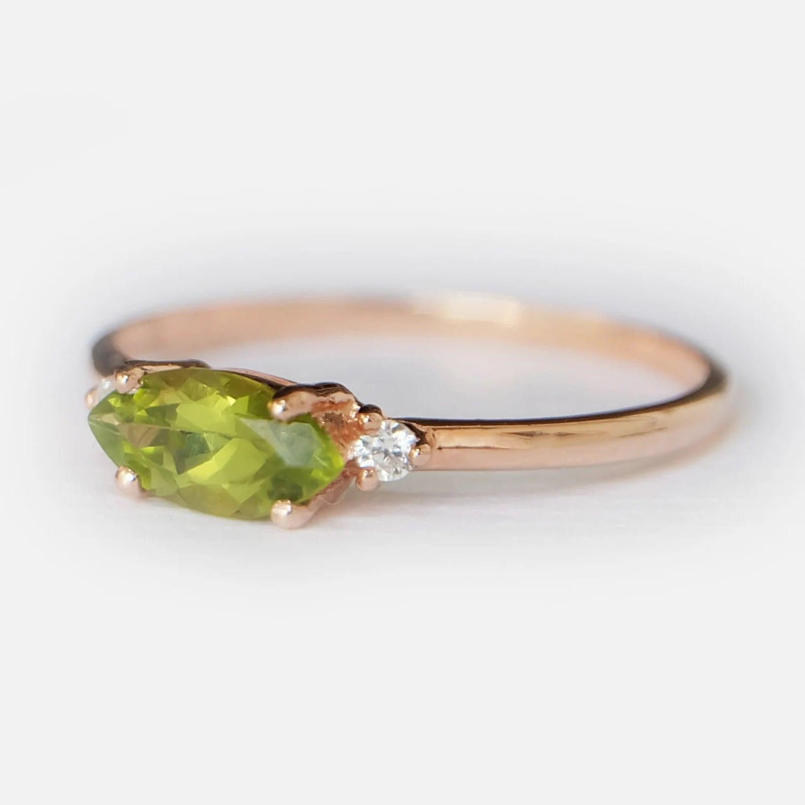 Peridot Diamond Ring Centaurea - SOVATS