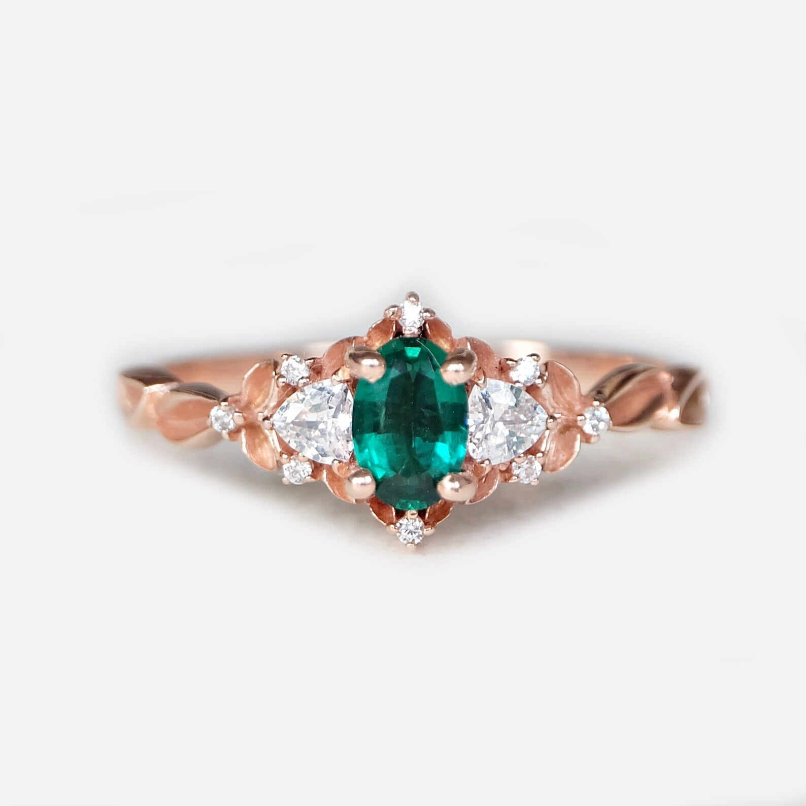 Emerald Engagement Ring Kiran - SOVATS